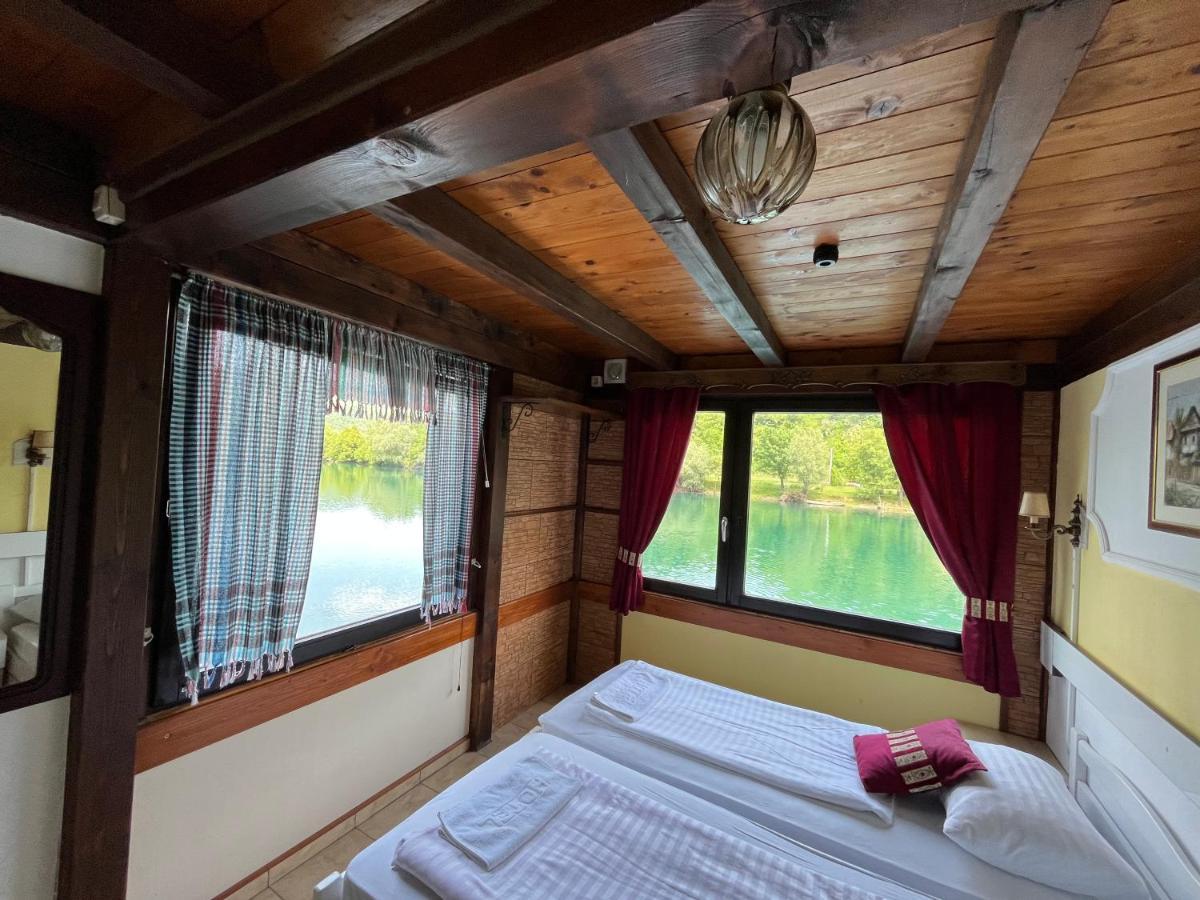 Rooms And Apartments Neron Bihac Lohovo Ngoại thất bức ảnh