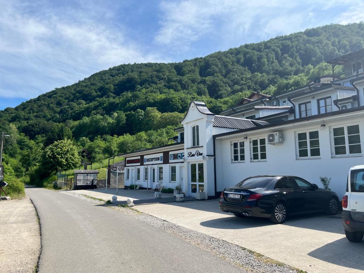 Rooms And Apartments Neron Bihac Lohovo Ngoại thất bức ảnh