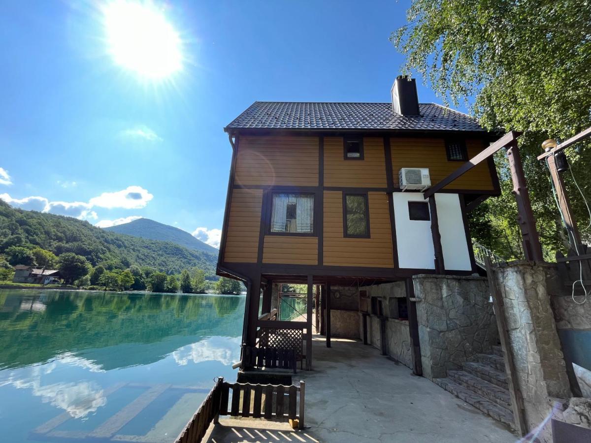 Rooms And Apartments Neron Bihac Lohovo Ngoại thất bức ảnh