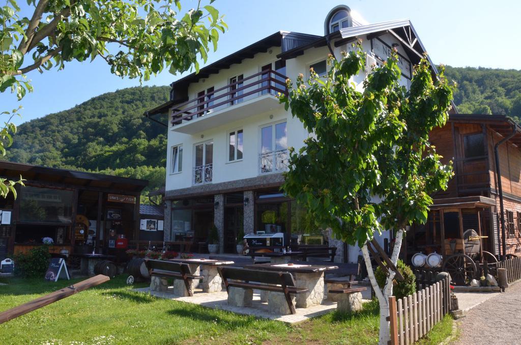 Rooms And Apartments Neron Bihac Lohovo Ngoại thất bức ảnh