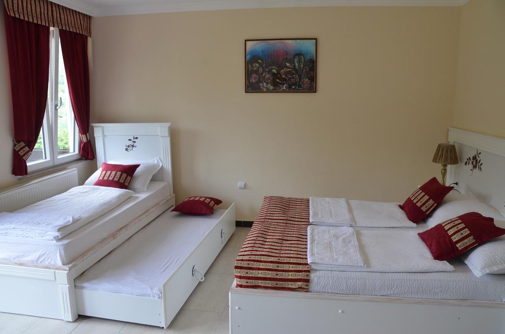 Rooms And Apartments Neron Bihac Lohovo Ngoại thất bức ảnh
