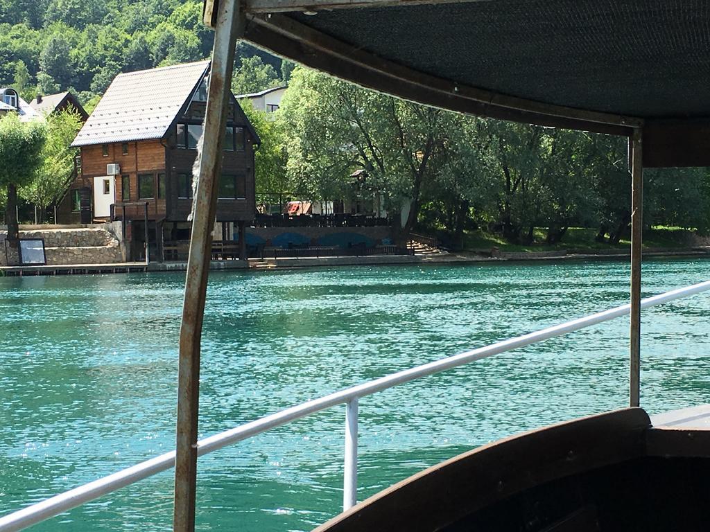 Rooms And Apartments Neron Bihac Lohovo Ngoại thất bức ảnh